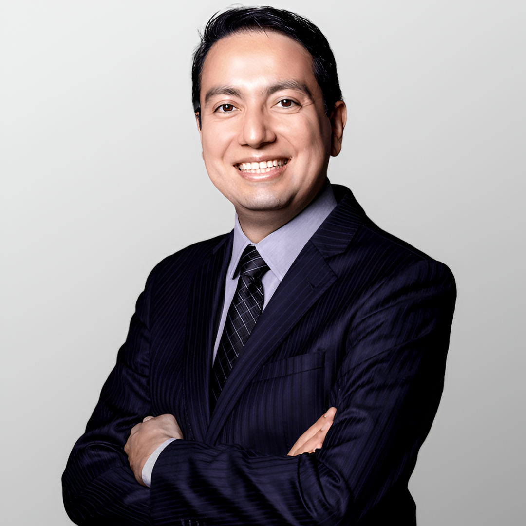 Dr. Fabio Sato
