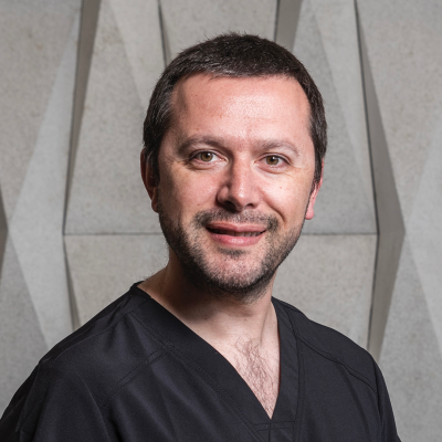 Dr. Juan Pablo Alister